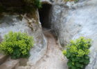 Сад-фантазия с пещерами