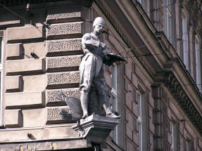 Скульптура Г. Кольчицкого в Вене