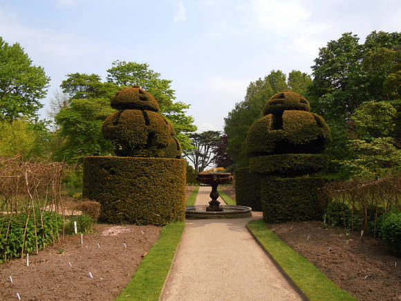 Старинный английский сад Найманс