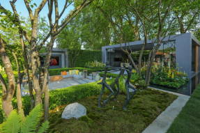 Сад с элементами высоких технологий LG Eco-City